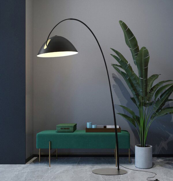 Curve the Arc (Iron) Floor Lamp