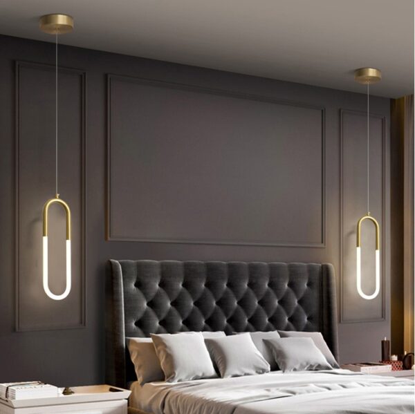 The Oval Linear Gold Pendant - Image 4