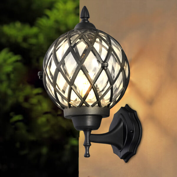Globe Criss Wall - Image 3